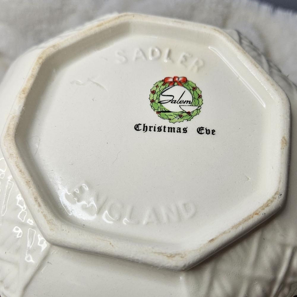 Sadler England Christmas Eve Vintage Teapot - Picture 15 of 16